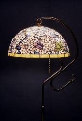 桜とメジロのフロアスタンドランプステンドグラス 鳥